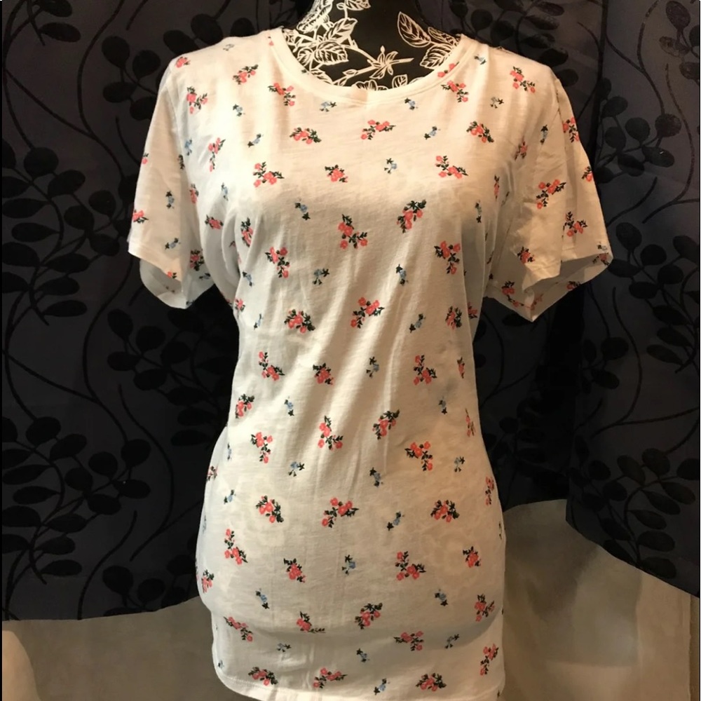 VS Pink Coconut White Small Floral